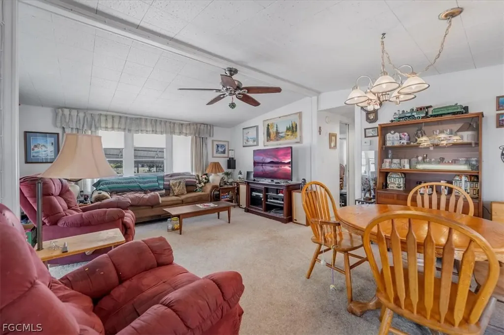 108 Coachlight Lane North Fort Myers FL 33917