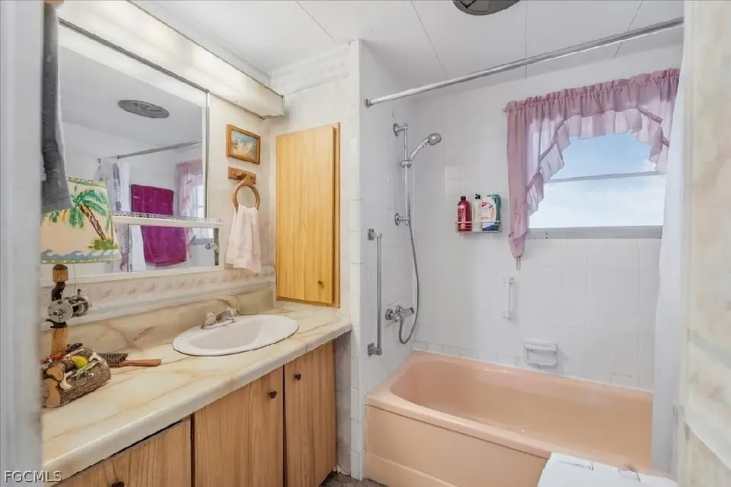 108 Coachlight Lane North Fort Myers FL 33917