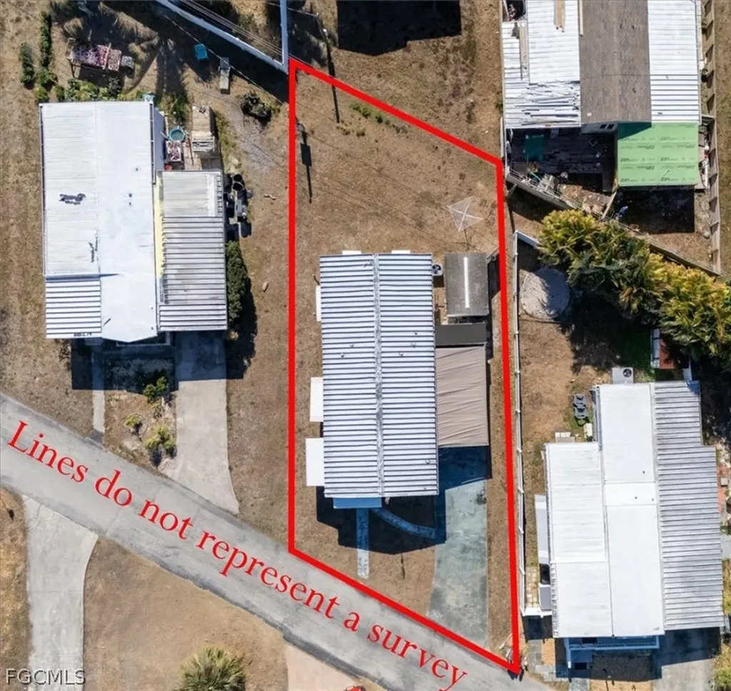 108 Coachlight Lane North Fort Myers FL 33917