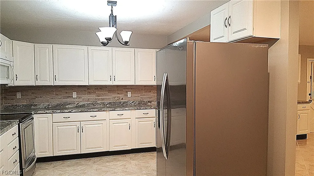 6870 Golden Road North Fort Myers FL 33917