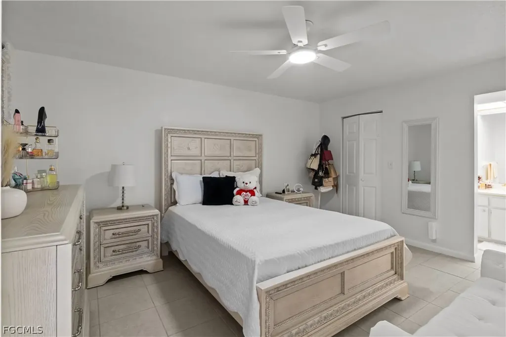 105 SE 44th Terrace Cape Coral FL 33904