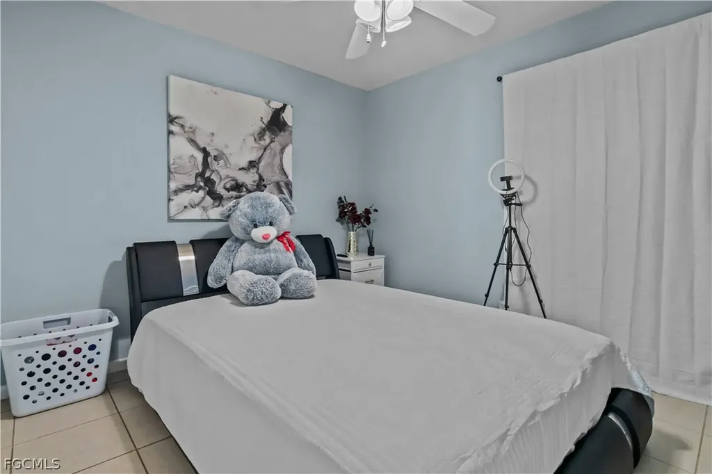 105 SE 44th Terrace Cape Coral FL 33904