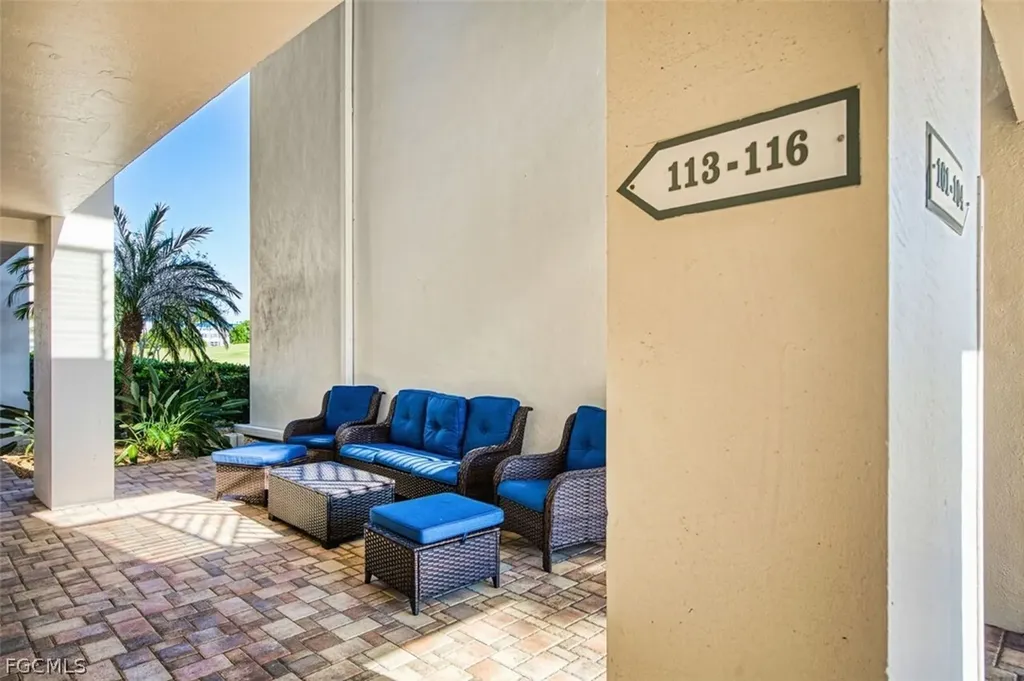 6102 Augusta Drive Fort Myers FL 33907