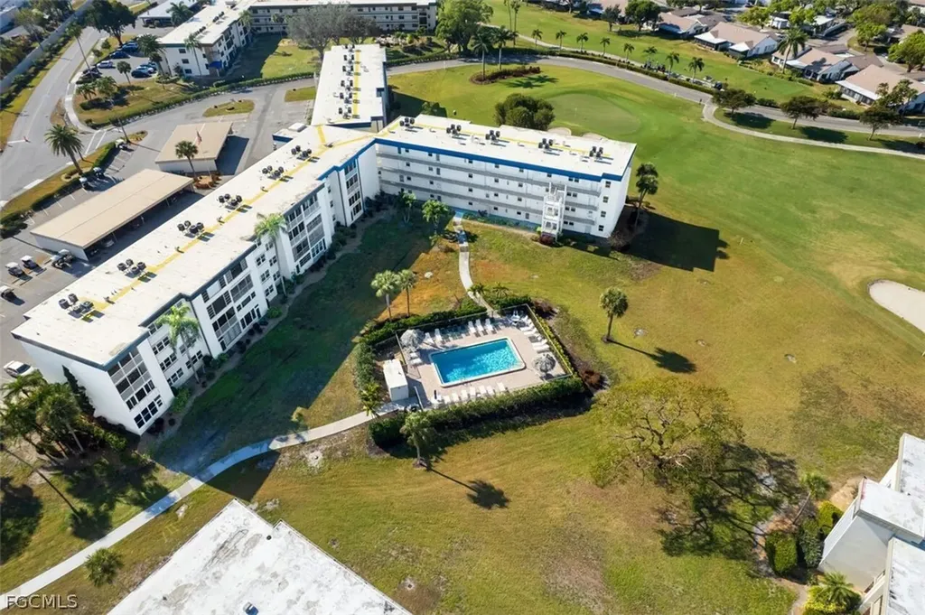 6102 Augusta Drive Fort Myers FL 33907