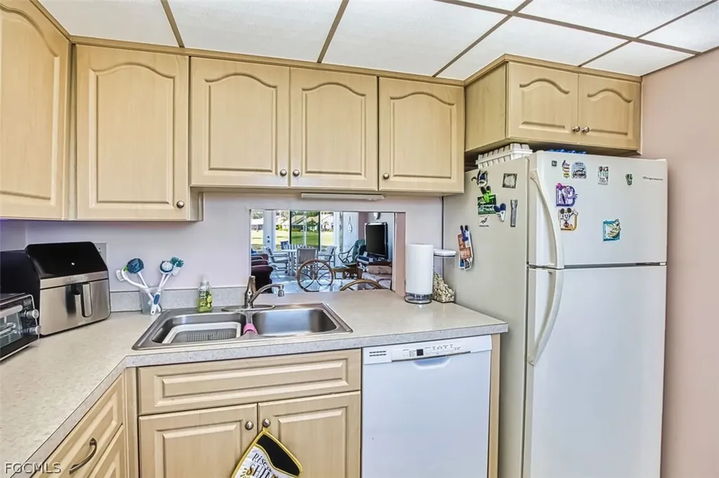 6102 Augusta Drive Fort Myers FL 33907