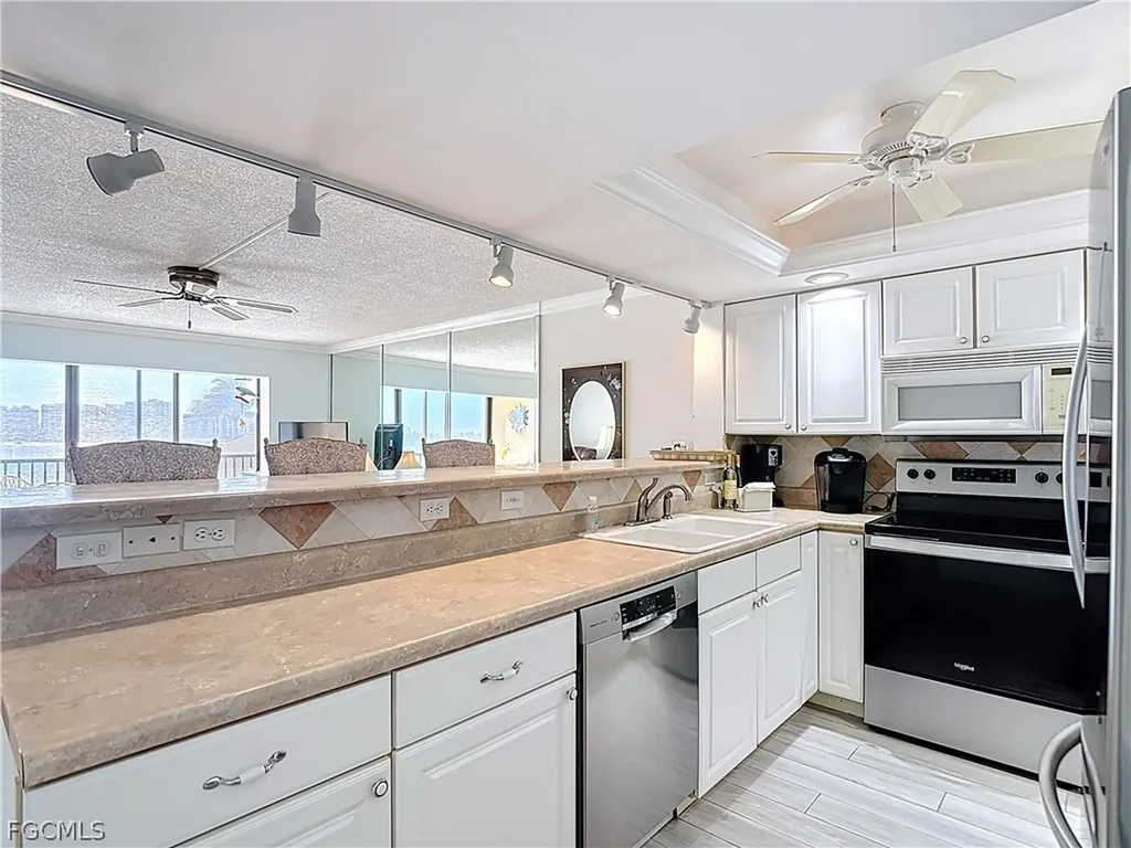 400 Lenell Road Fort Myers Beach FL 33931