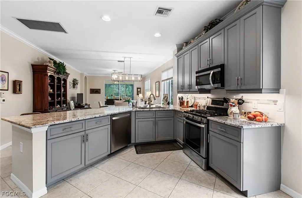 10633 Avila Circle Fort Myers FL 33913