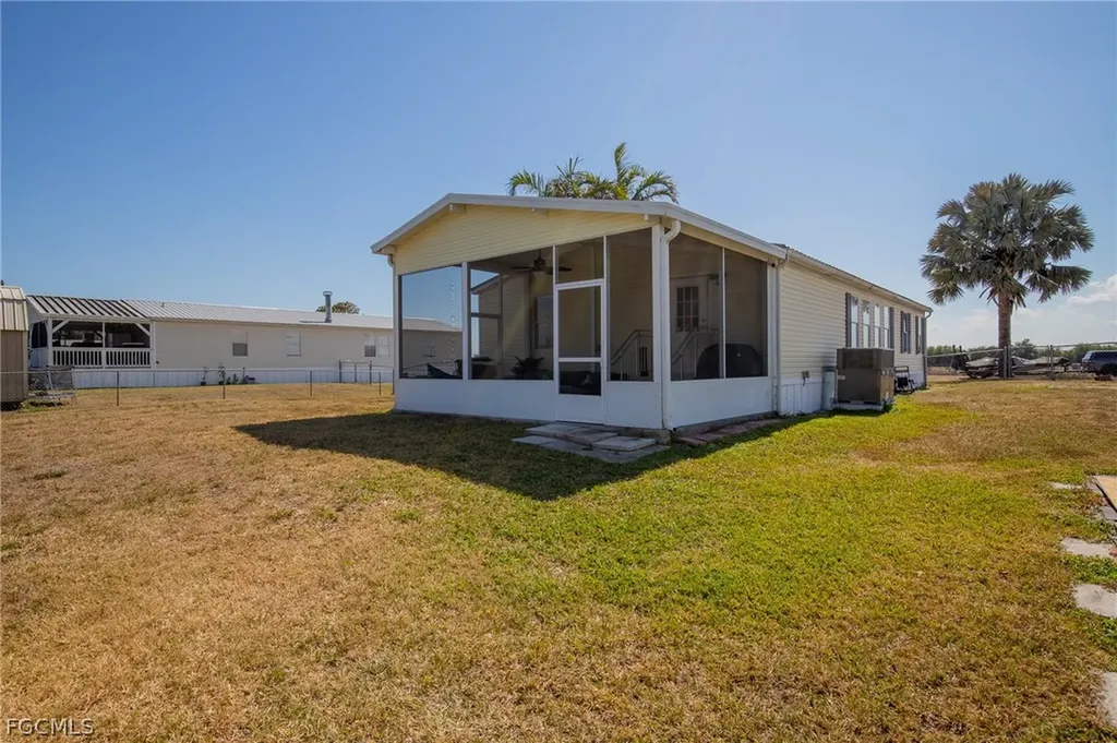 1572 Joshua Boulevard Clewiston FL 33440