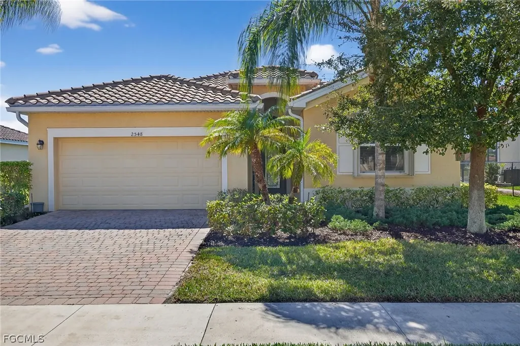2548 Caslotti Way Cape Coral FL 33909
