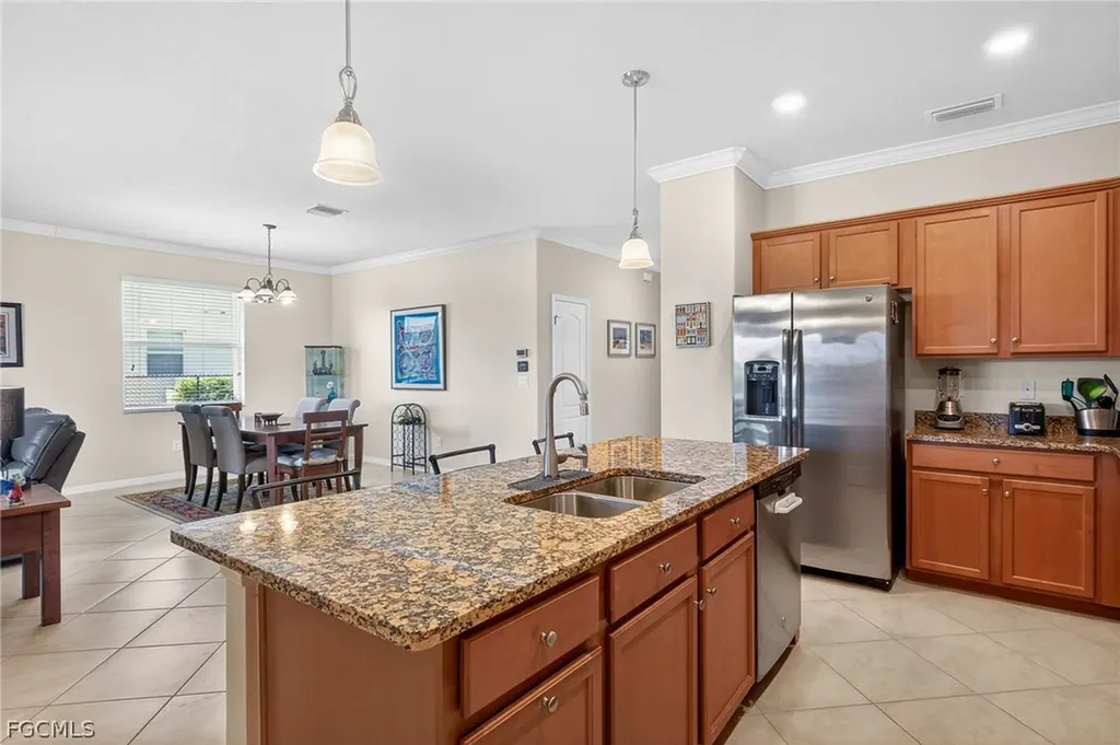 2548 Caslotti Way Cape Coral FL 33909