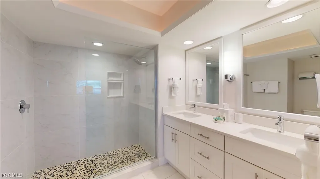 17170 Harbour Point Drive Fort Myers FL 33908