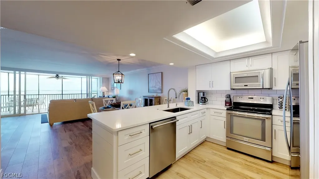 17170 Harbour Point Drive Fort Myers FL 33908