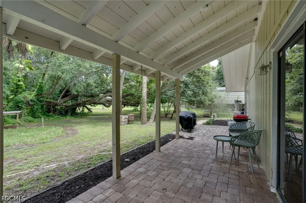 4613 Orange River Loop Road Fort Myers FL 33905