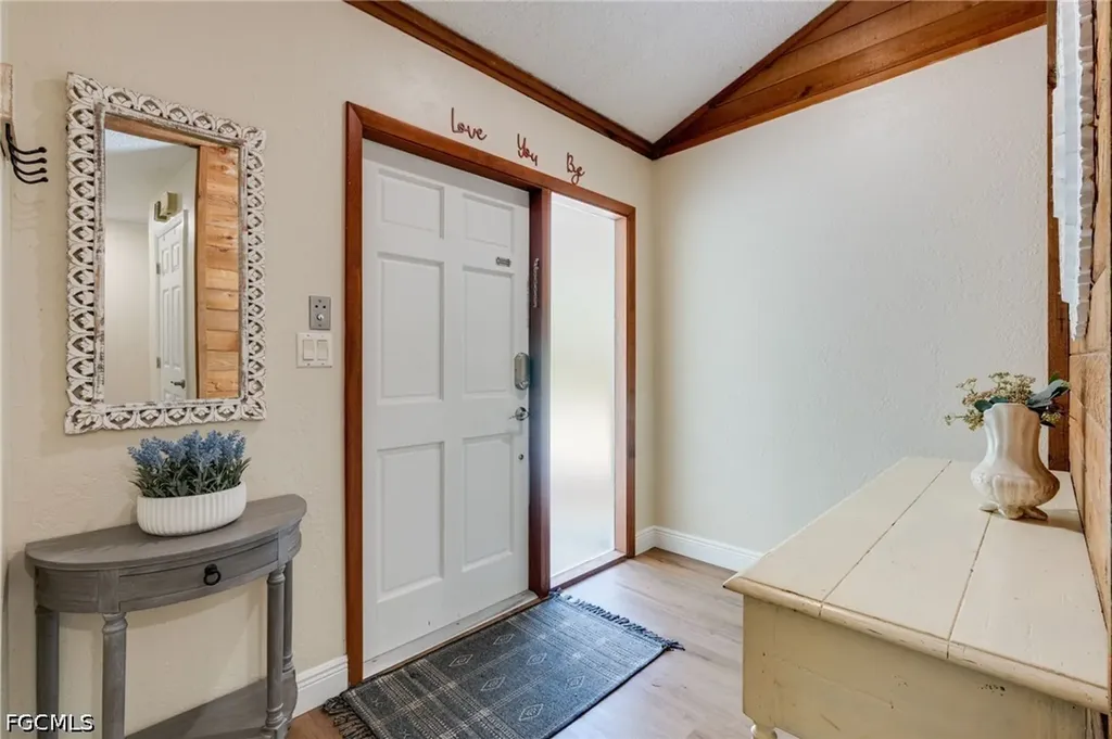 4613 Orange River Loop Road Fort Myers FL 33905