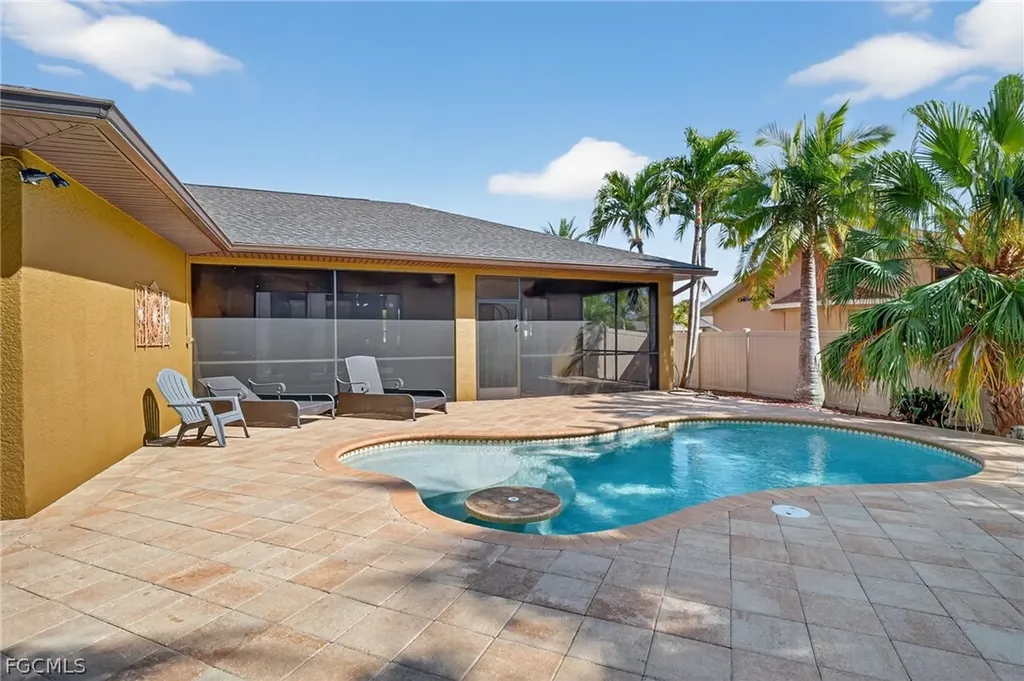 4914 SW 25th Court Cape Coral FL 33914