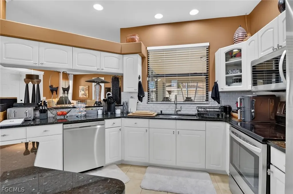 4914 SW 25th Court Cape Coral FL 33914
