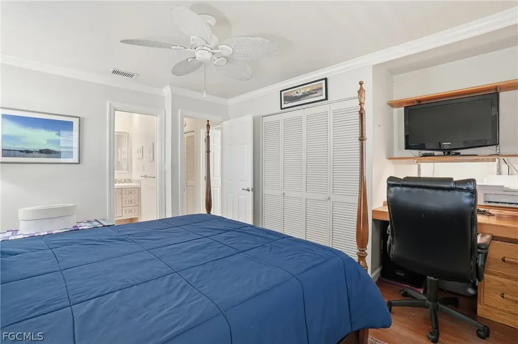 2500 10th Street N Naples FL 34103
