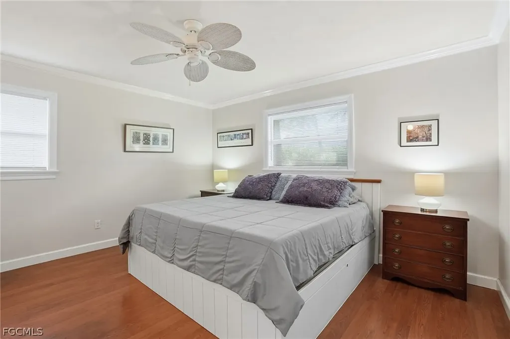 2500 10th Street N Naples FL 34103