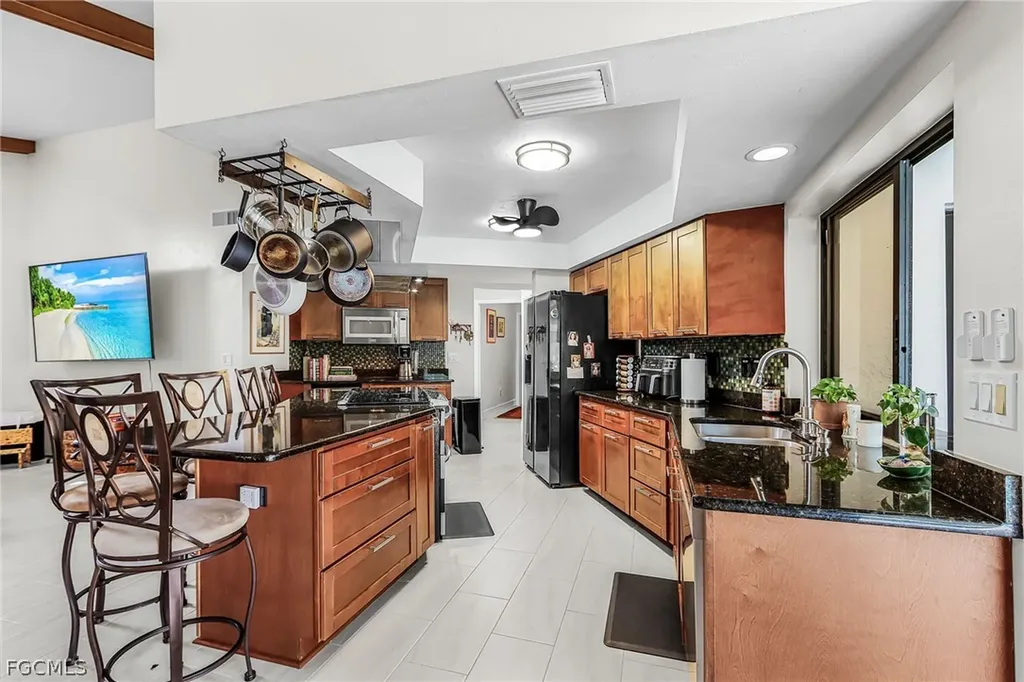 3819 SE 18th Place Cape Coral FL 33904