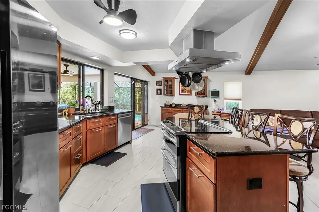 3819 SE 18th Place Cape Coral FL 33904