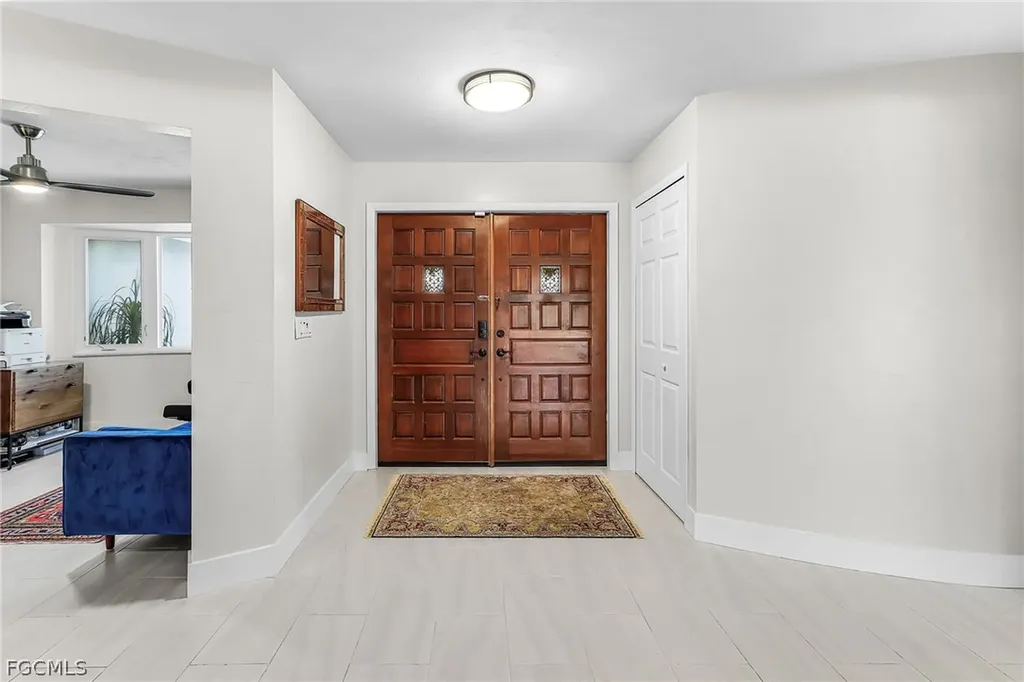 3819 SE 18th Place Cape Coral FL 33904