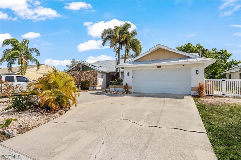 3819 SE 18th Place Cape Coral FL 33904