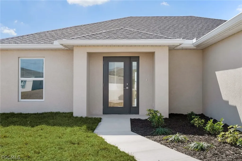 536 NW 20th Street Cape Coral FL 33993