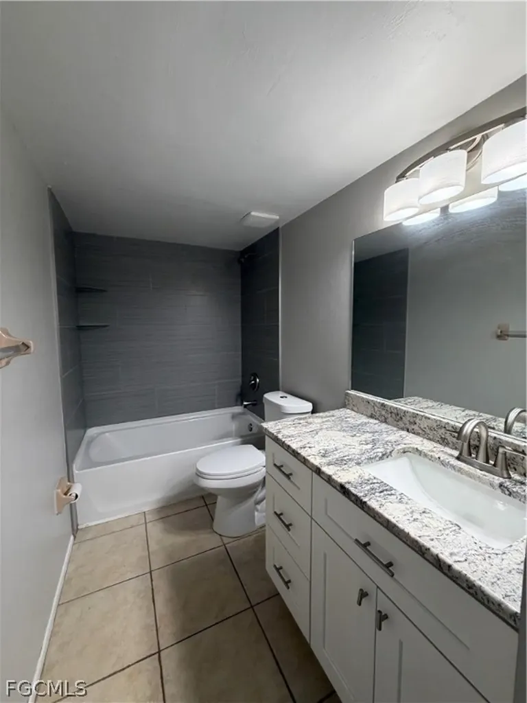 1248 SE 7th Street Cape Coral FL 33990
