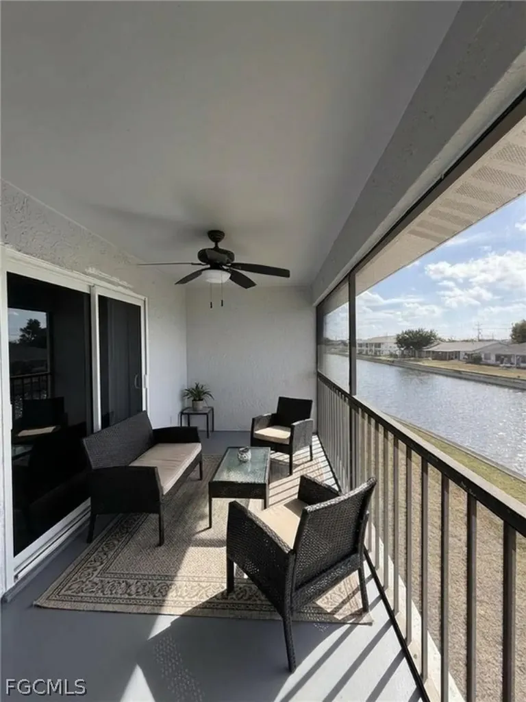 1248 SE 7th Street Cape Coral FL 33990