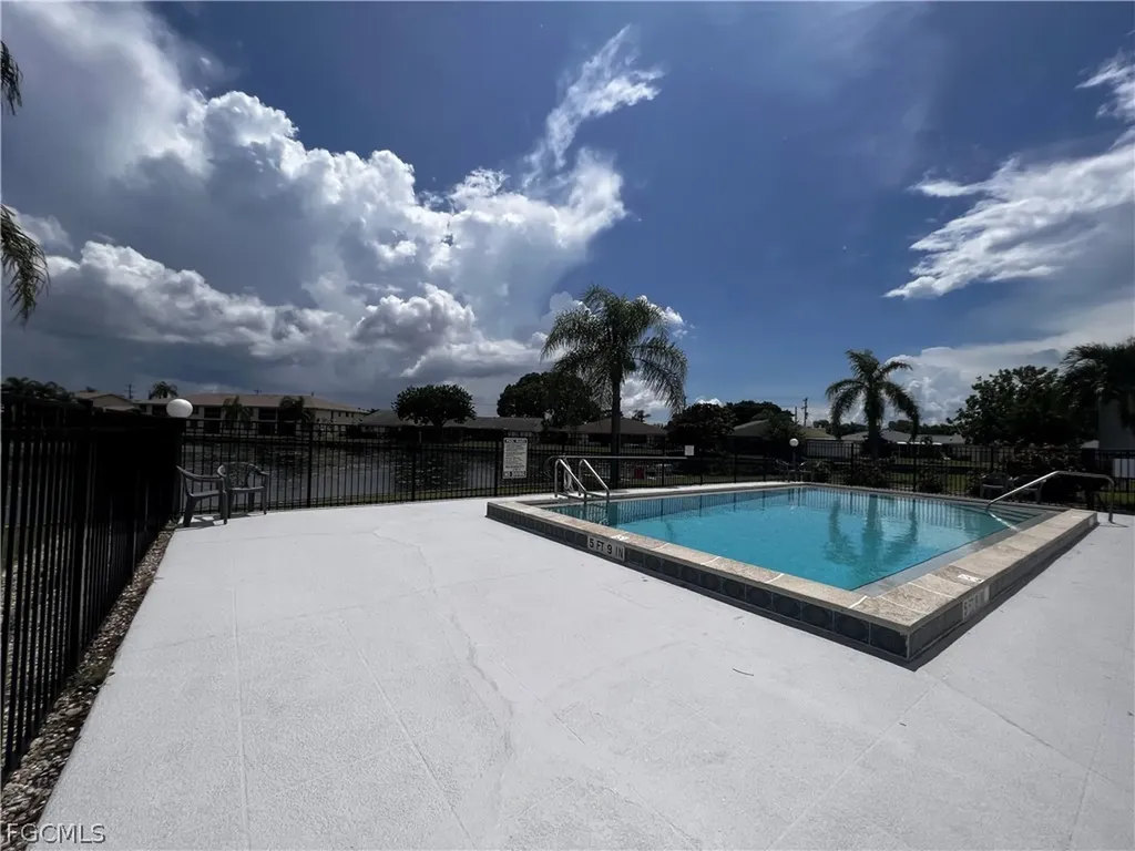 1248 SE 7th Street Cape Coral FL 33990