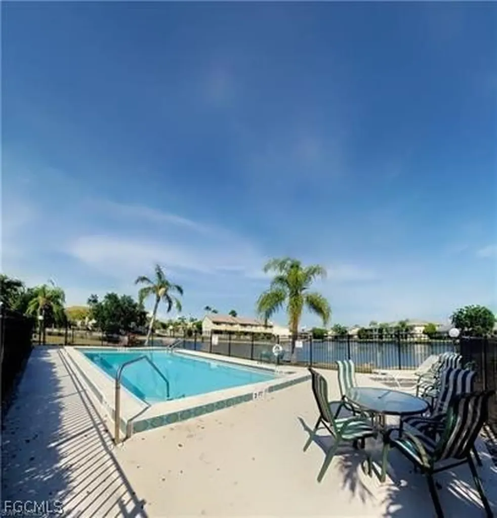 1248 SE 7th Street Cape Coral FL 33990