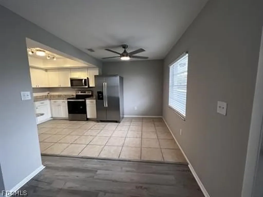 1248 SE 7th Street Cape Coral FL 33990