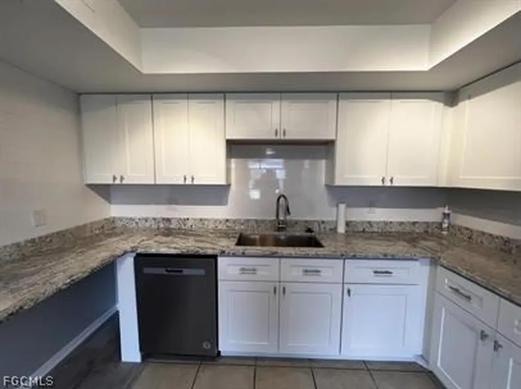 1248 SE 7th Street Cape Coral FL 33990
