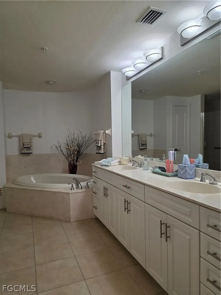 5706 Cape Harbour Drive Cape Coral FL 33914