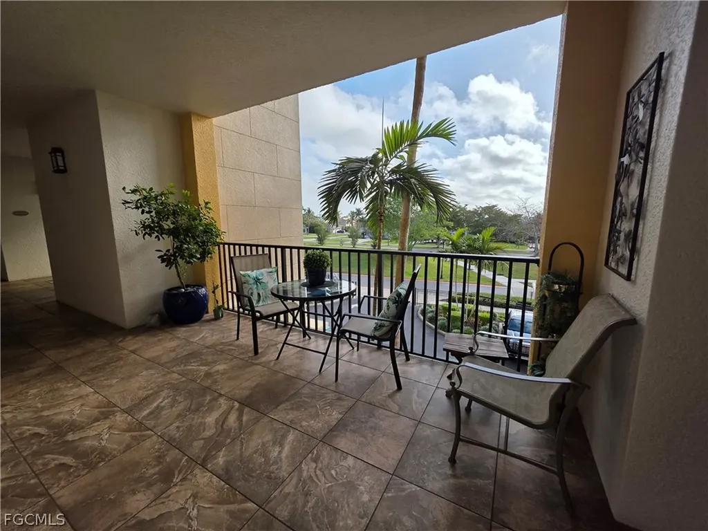5706 Cape Harbour Drive Cape Coral FL 33914