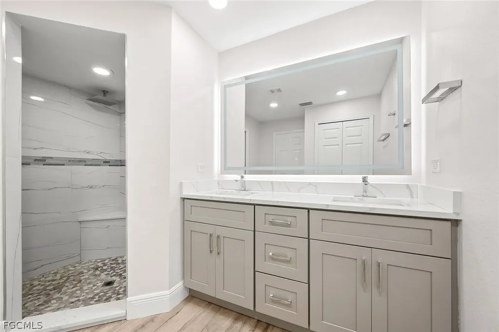 1203 NW 4th Street Cape Coral FL 33993