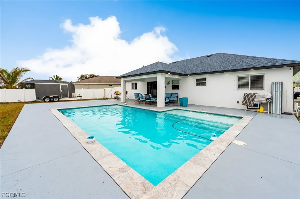 1203 NW 4th Street Cape Coral FL 33993