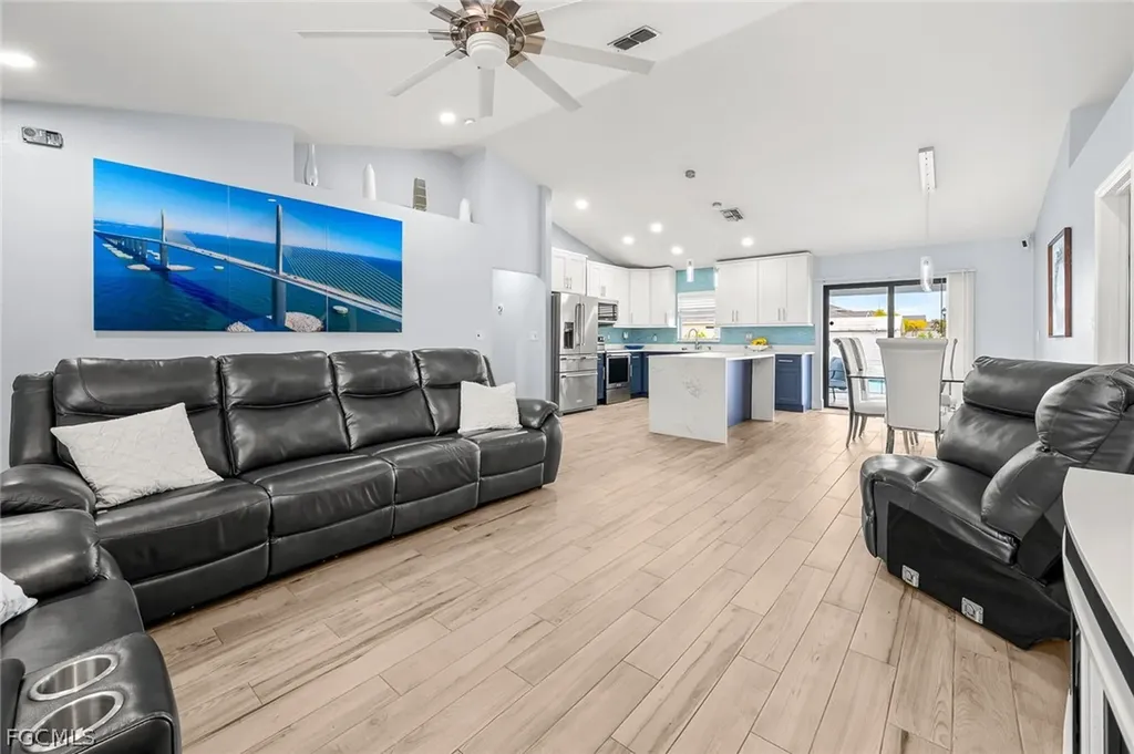 1203 NW 4th Street Cape Coral FL 33993