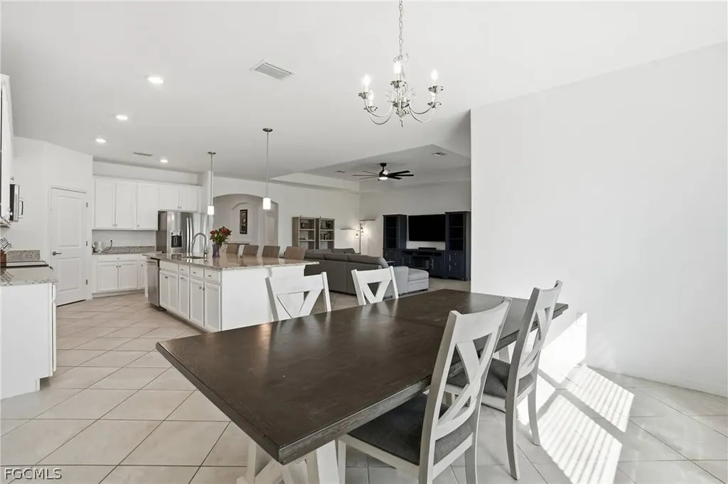 3288 Altimira Drive Fort Myers FL 33905