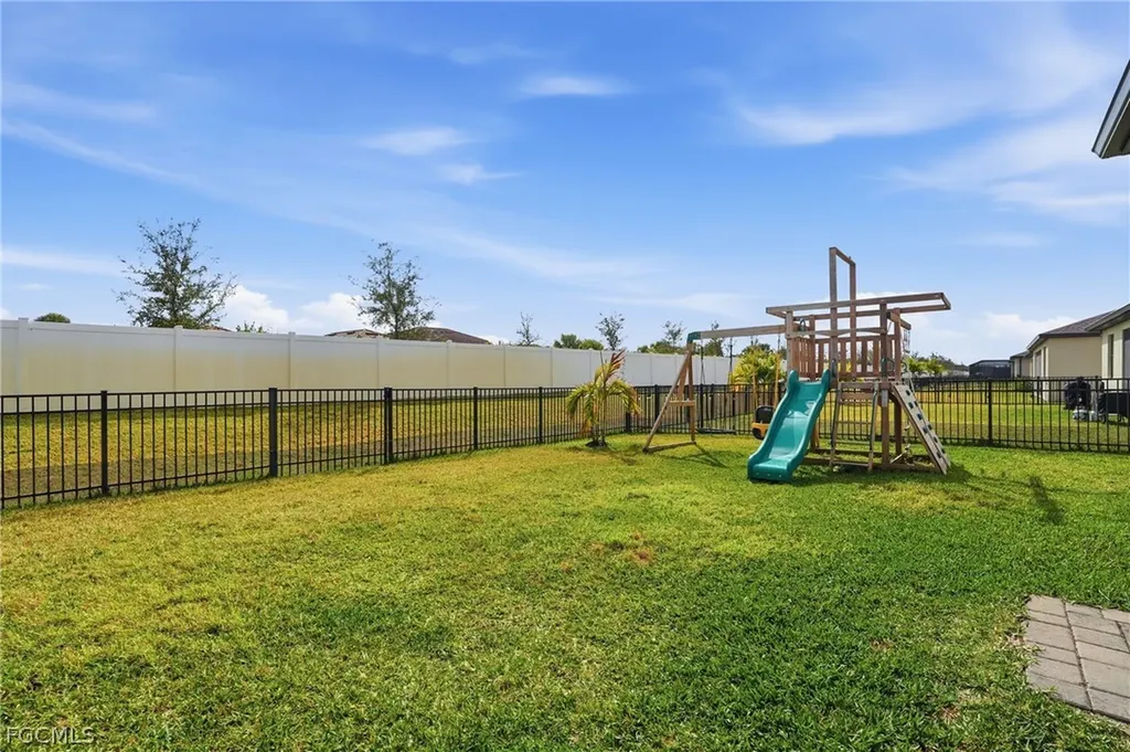3288 Altimira Drive Fort Myers FL 33905