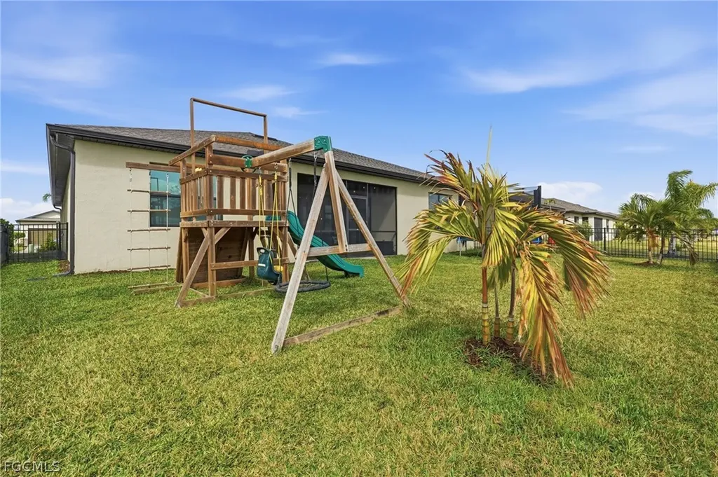 3288 Altimira Drive Fort Myers FL 33905