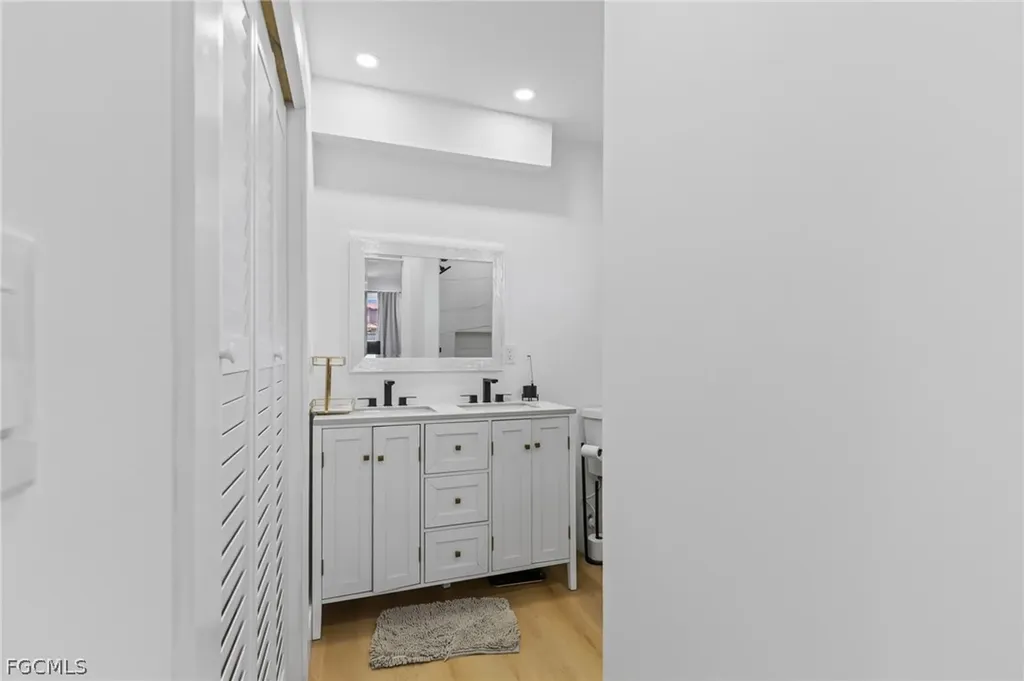 27670 Garrett Street Bonita Springs FL 34135