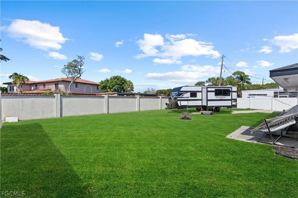 27670 Garrett Street Bonita Springs FL 34135