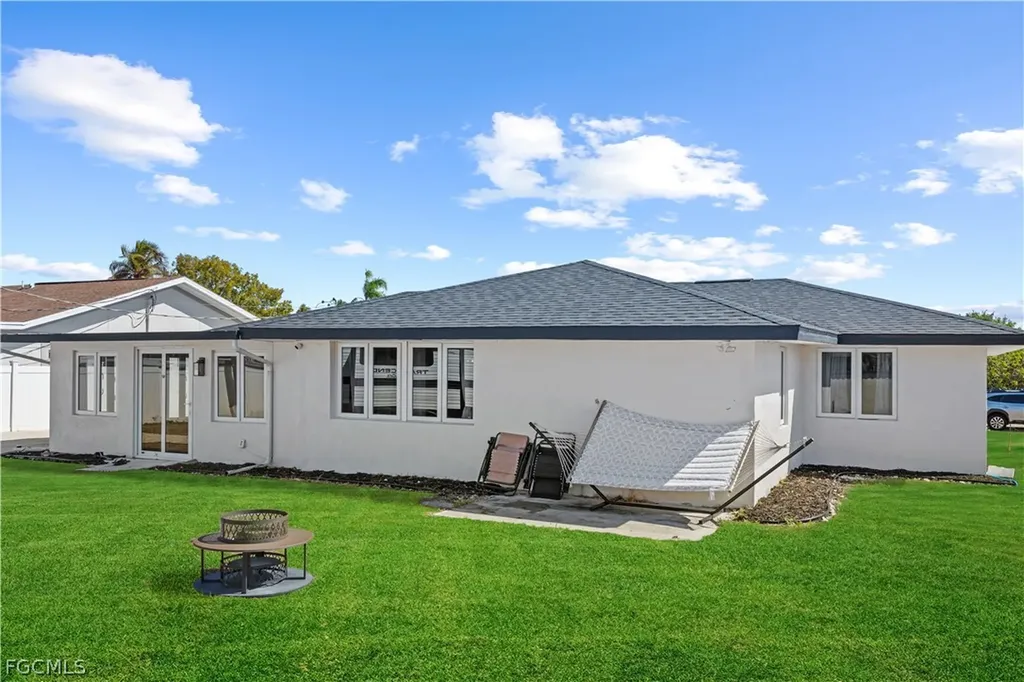 27670 Garrett Street Bonita Springs FL 34135