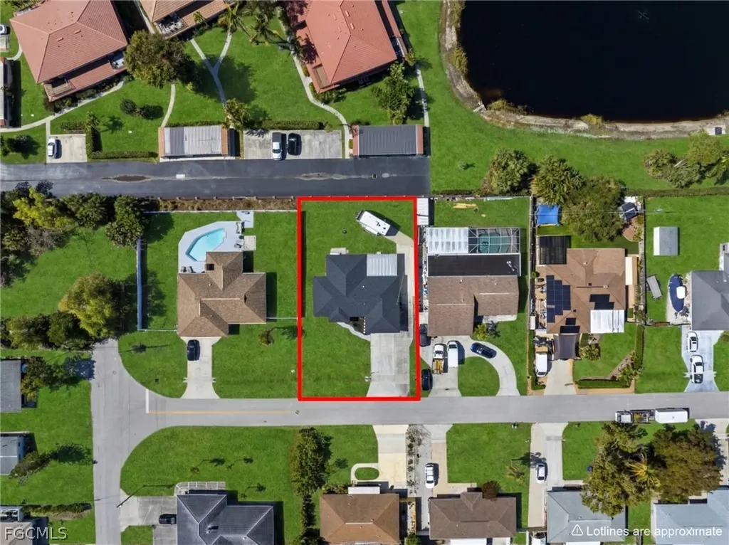 27670 Garrett Street Bonita Springs FL 34135