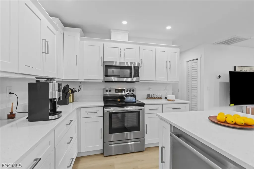 27670 Garrett Street Bonita Springs FL 34135