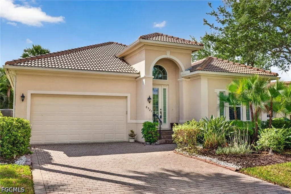 8923 Dartmoor Way Fort Myers FL 33908