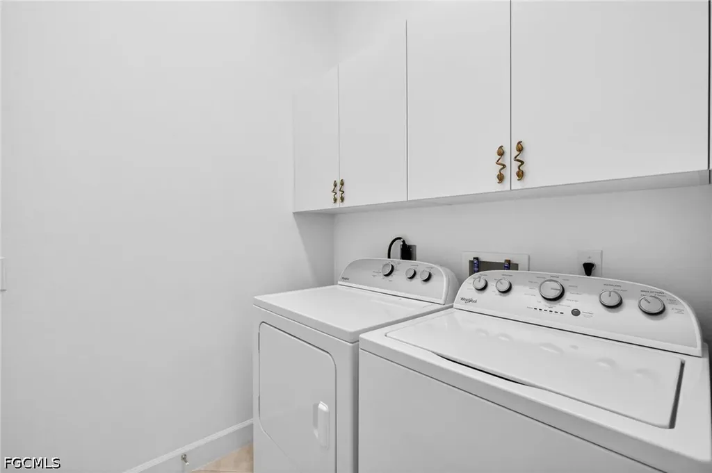 8923 Dartmoor Way Fort Myers FL 33908