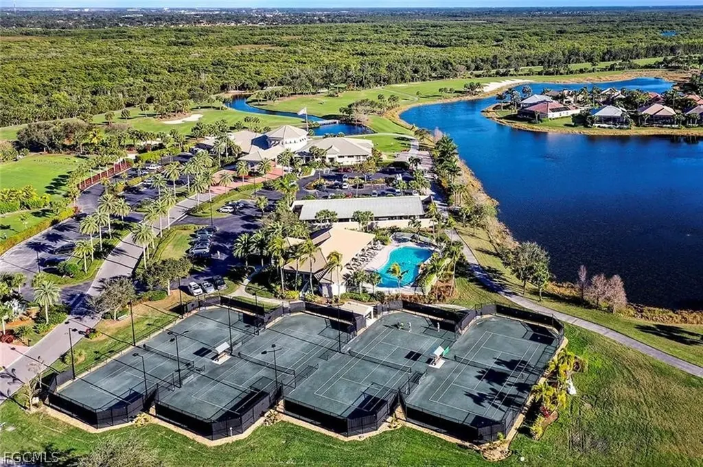 8923 Dartmoor Way Fort Myers FL 33908