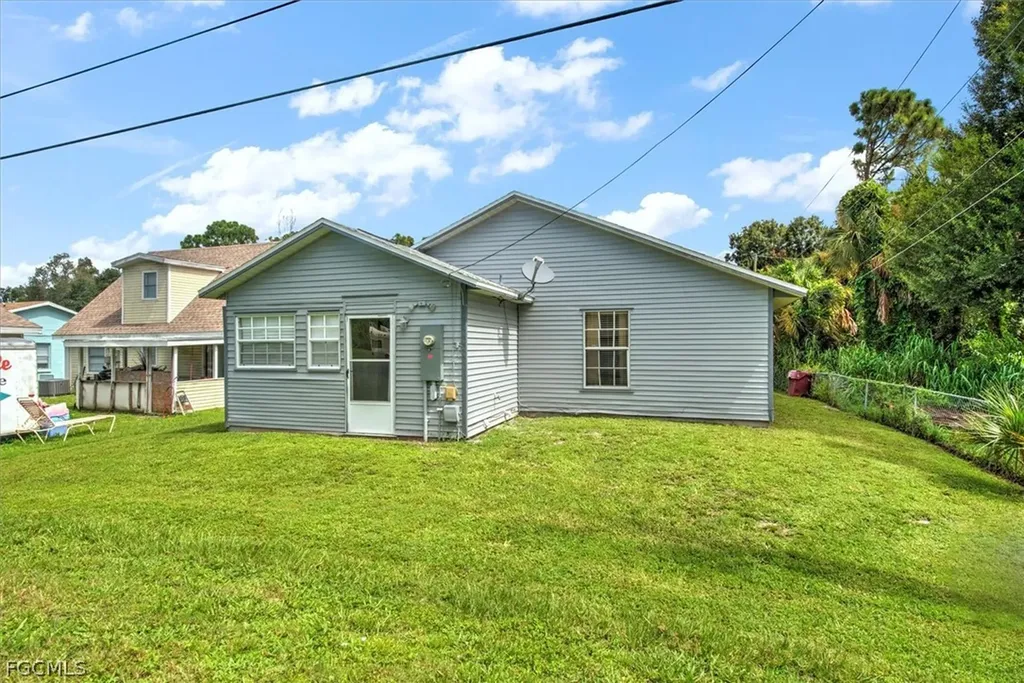 509 Capitol Street North Fort Myers FL 33903